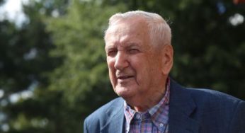 PASTORUL PITT POPOVICI ÃŽN ANUL 100â€¦